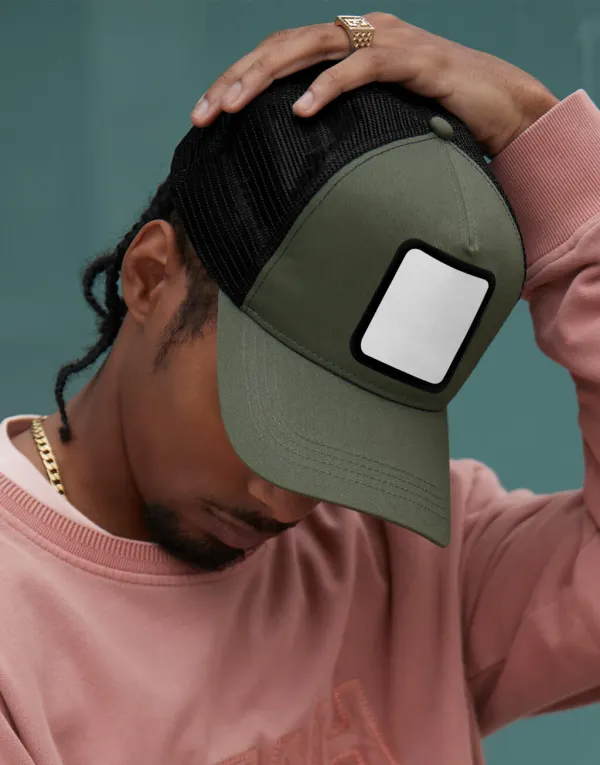 Appliqué Patch 5 Panel Trucker porté — vue 1
