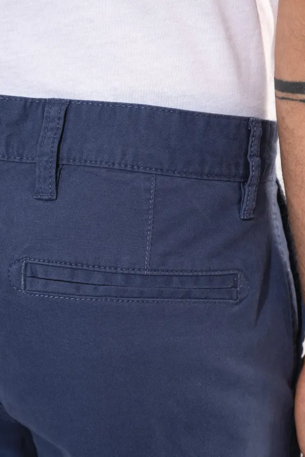 Bermuda chino homme porté — vue 2