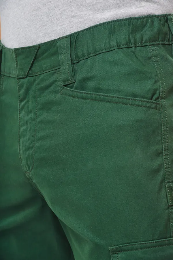 Bermuda multipoches écoresponsable homme porté — vue 2