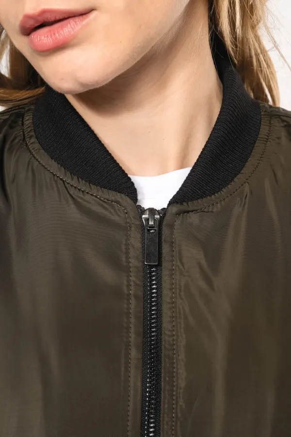 Blouson bomber femme porté — vue 3