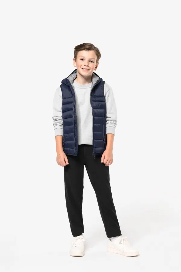 Bodywarmer à capuche enfant porté — vue 3