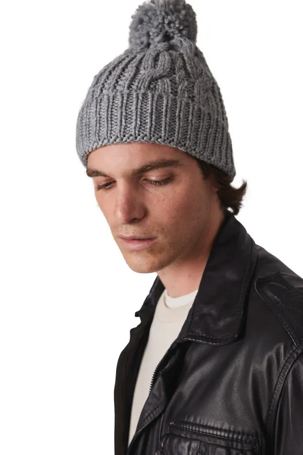 Bonnet en maille tricot porté — vue 3