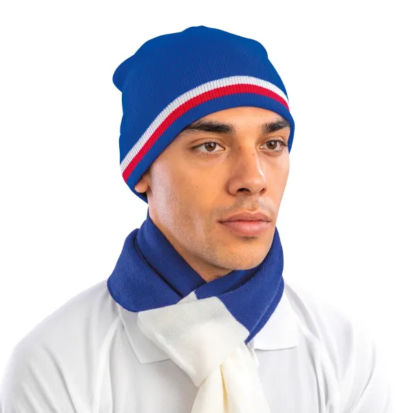 Bonnet "Supporter" porté — vue 1