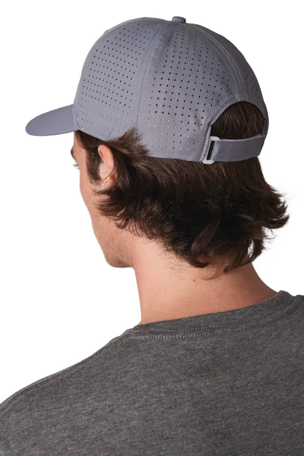 Casquette à panneaux perforé - 6 panneaux porté — vue 4
