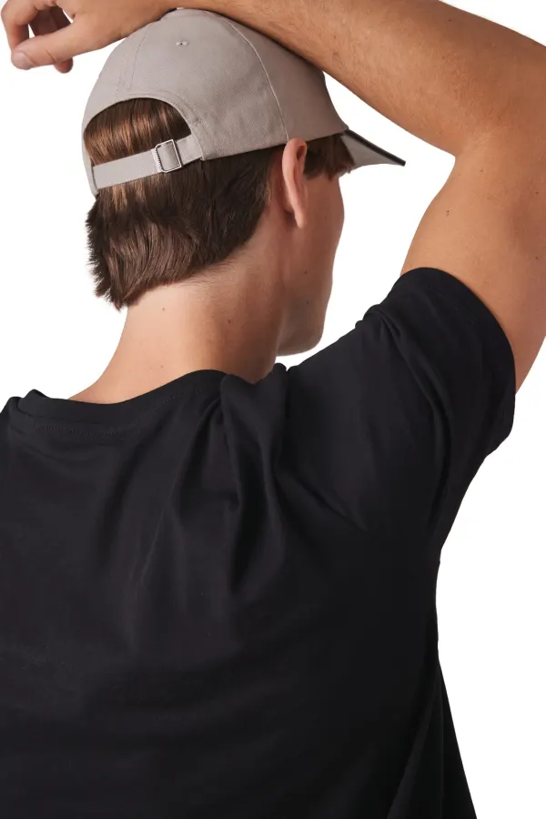 Casquette sandwich contrasté - 6 panneaux (KP185) porté — vue 4