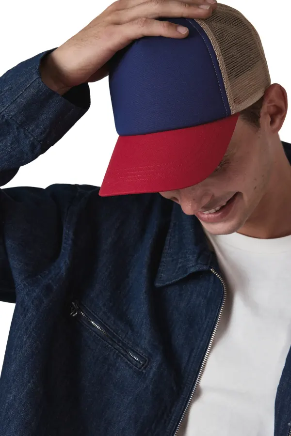 Casquette trucker 5 panneaux en coton canvas - K-up Gold Label porté — vue 1