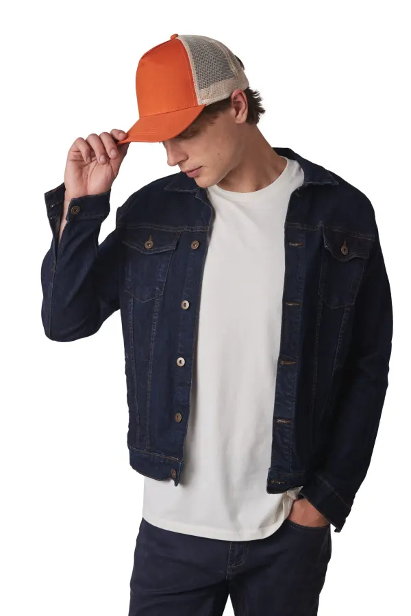 Casquette trucker - 5 panneaux (KP137) porté — vue 3