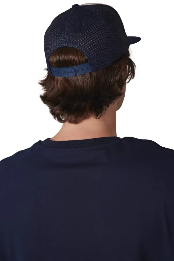 Casquette Trucker classique - 5 panneaux porté — vue 4
