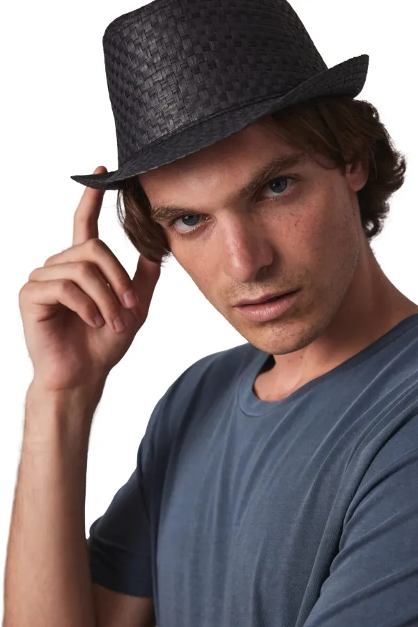 Chapeau de paille style Panama rétro porté — vue 4