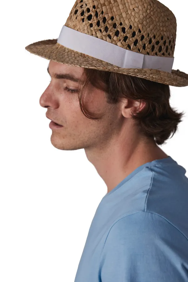 Chapeau Panama tressé porté — vue 4