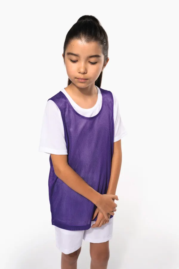 Chasuble en filet léger multisports enfant porté — vue 2
