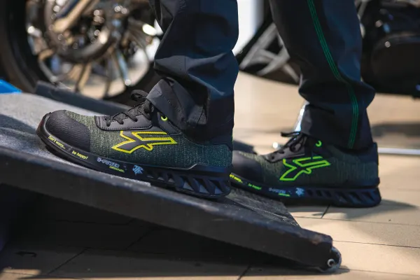 Chaussures de sécurité Robin porté — vue 1