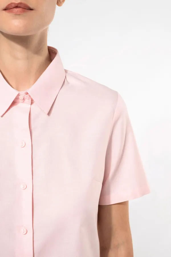 Chemise Oxford manches courtes femme porté — vue 2