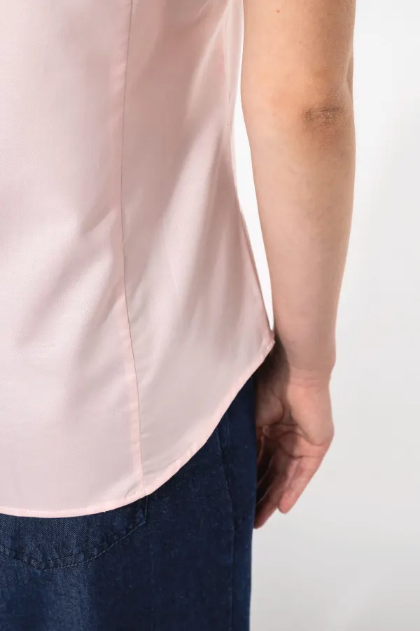 Chemise Oxford manches courtes femme porté — vue 4