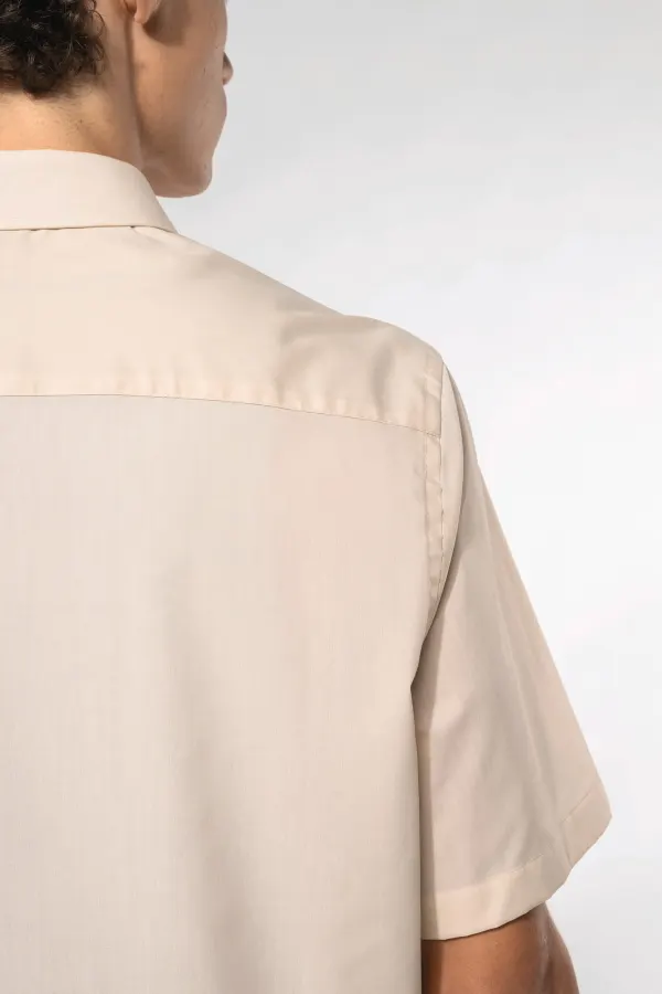 Chemise popeline polycoton manches courtes entretien facile homme porté — vue 4