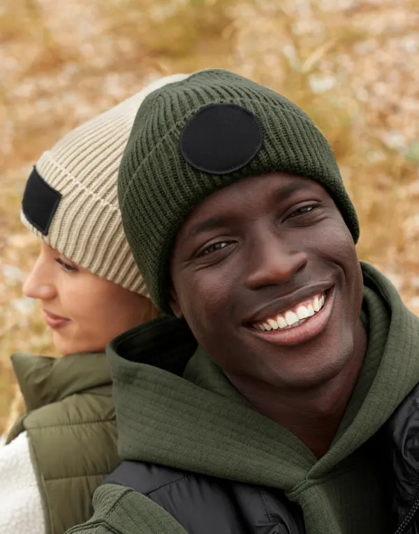 Circular Fashion Patch Beanie porté — vue 2