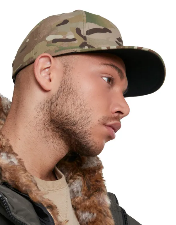 Classic Snapback Multicam® porté — vue 2