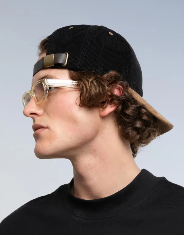 Corduroy Classic Suede Cap porté — vue 2