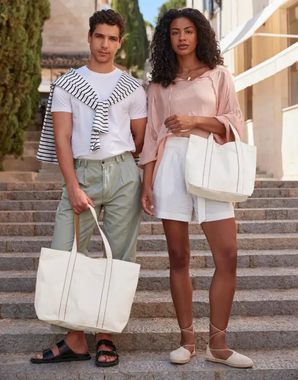 Courtside Large Tote porté — vue 2