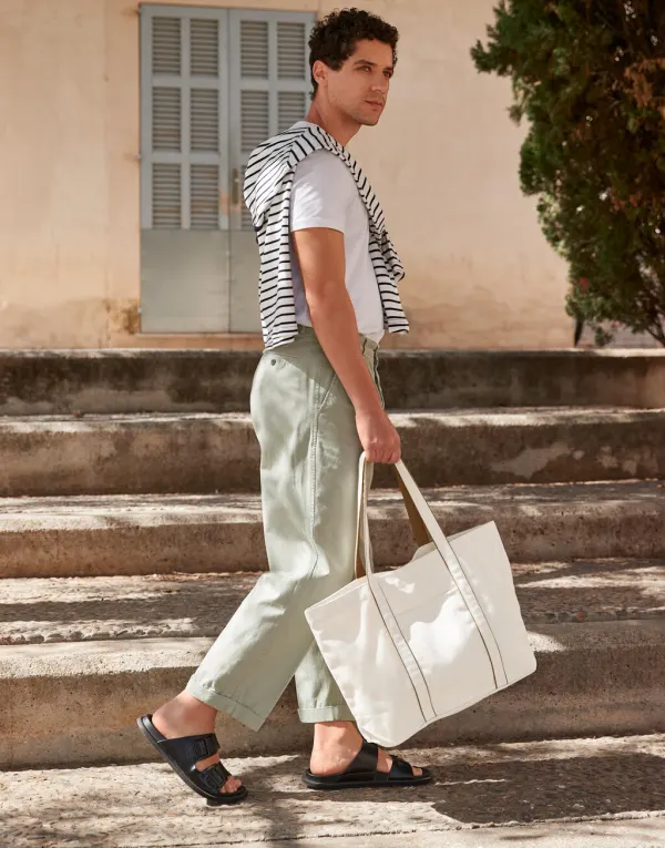 Courtside Large Tote porté — vue 4