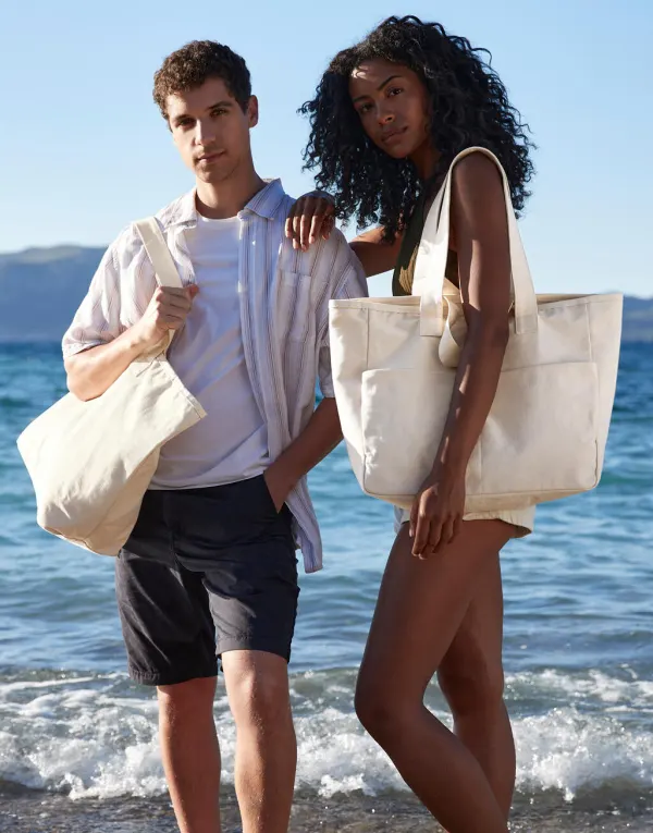 Double Handle Cargo Pocket Tote porté — vue 4