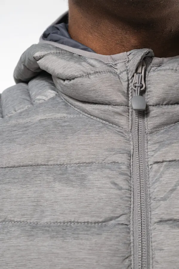 Doudoune légère capuche homme porté — vue 4