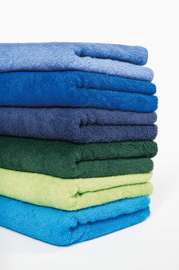 Drap de bain 100 x 150 cm porté — vue 1