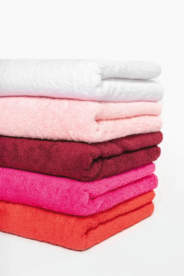 Drap de bain 100 x 150 cm porté — vue 2
