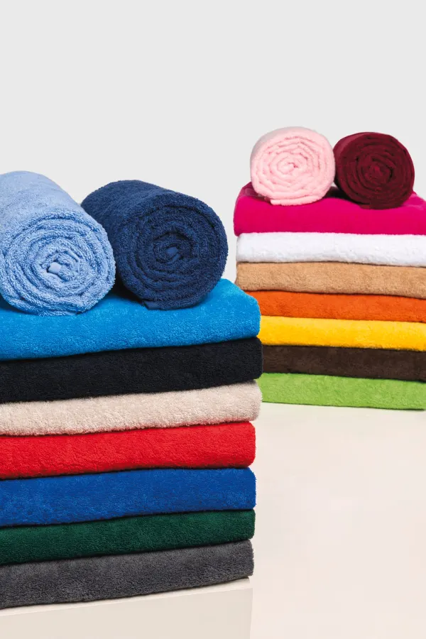 Drap de bain 100 x 150 cm porté — vue 3