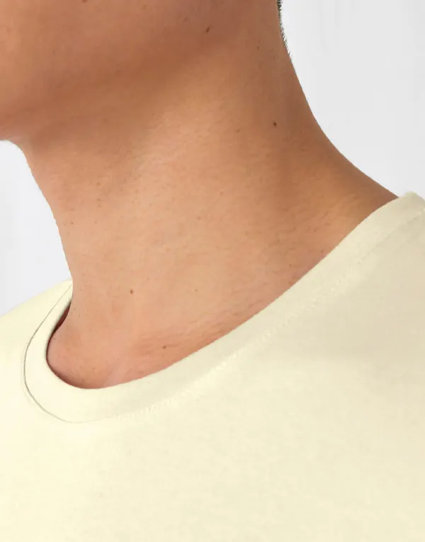 #E150 T-Shirt porté — vue 3