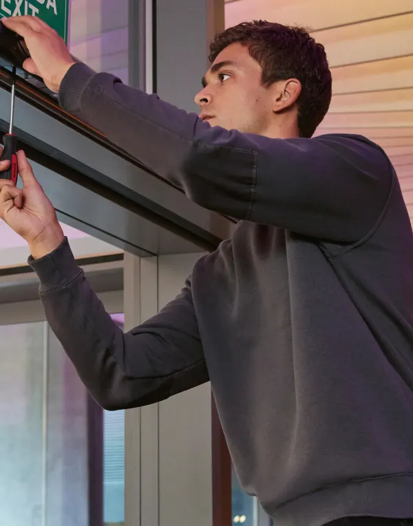 Hero Pro Workwear Sweater porté — vue 2