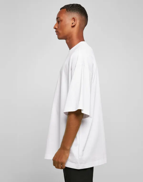Huge Tee porté — vue 1