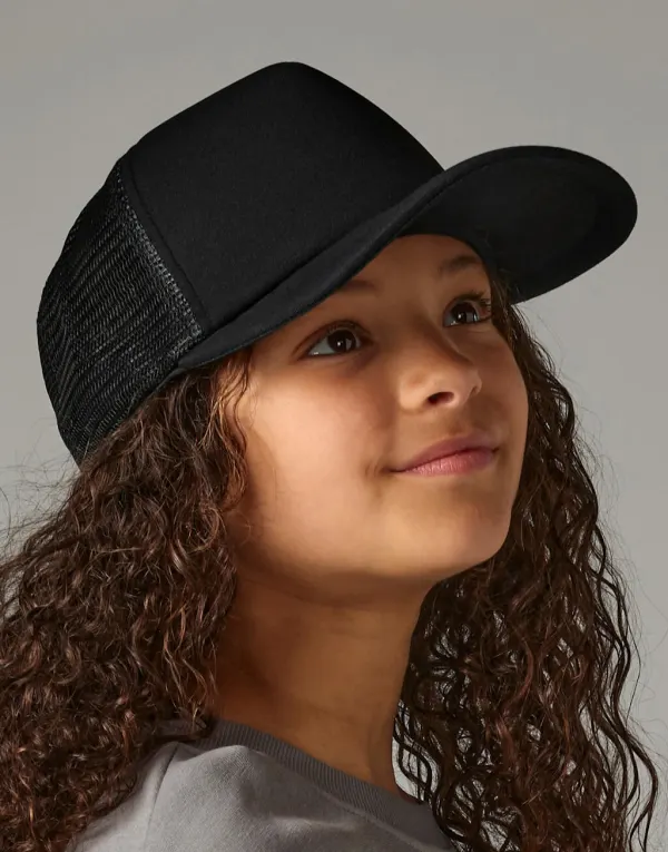 Junior Vintage Snapback Trucker porté — vue 4