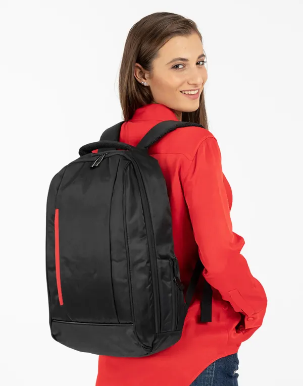 Kiel Urban Laptop Backpack porté — vue 1