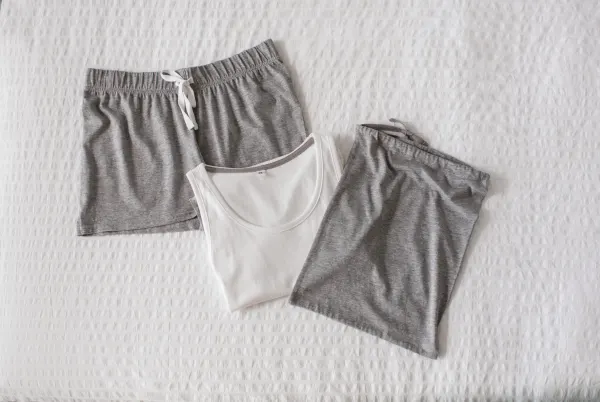 Kit Pyjama - version courte porté — vue 3