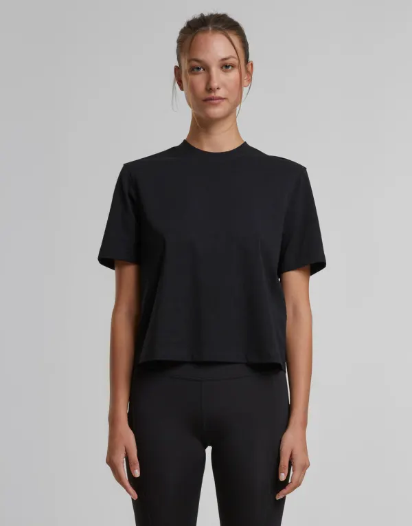 Ladies Sorona Loose Fit Tee porté — vue 1
