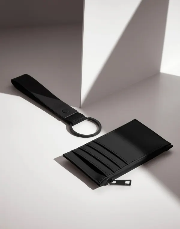 Matte PU Card Holder porté — vue 3