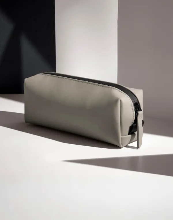 Matte PU Mini Accessory Case porté — vue 3
