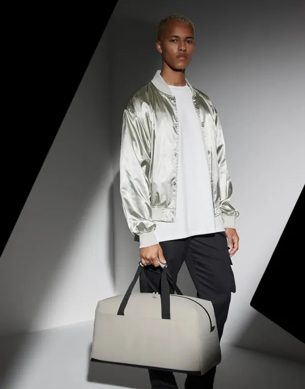 Matte PU Weekender porté — vue 4