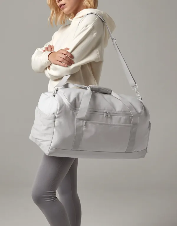 Medium Training Holdall porté — vue 3