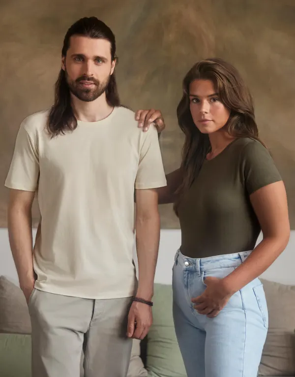 Men's Pure Organic Tee porté — vue 2