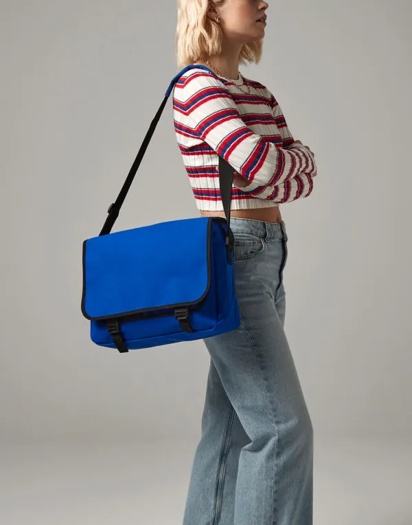 Messenger Bag porté — vue 1