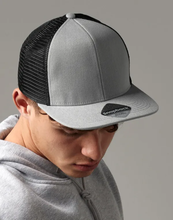 Original Flat Peak 6 Panel Trucker porté — vue 4