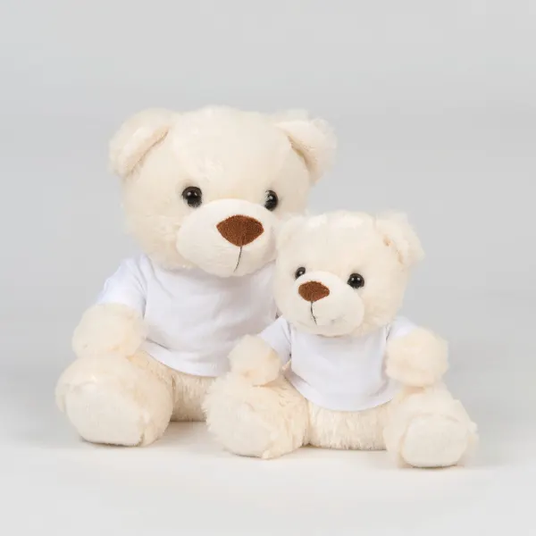 Ours en peluche avec t-shirt porté — vue 4