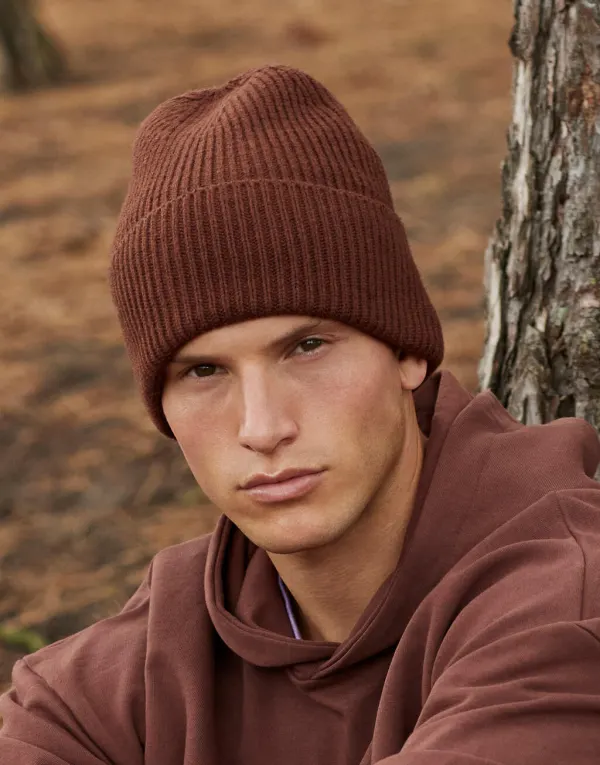 Oversized Cuffed Beanie porté — vue 2