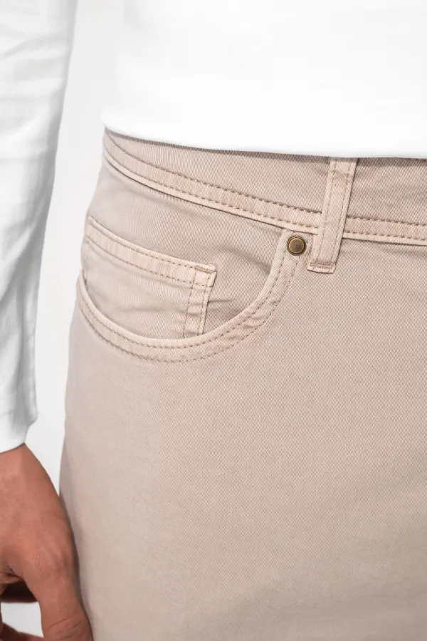 Pantalon 5 poches homme porté — vue 4