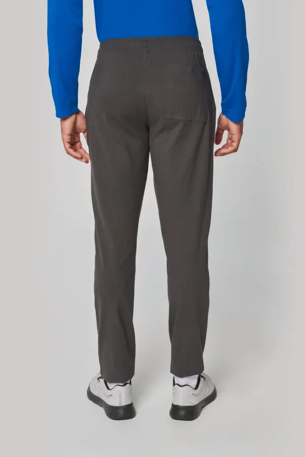 Pantalon de jogging en coton léger unisexe porté — vue 2
