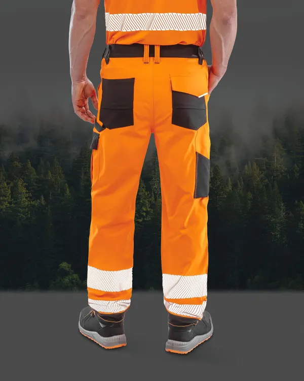 Pantalon de sécurité recyclé Safe-Guard porté — vue 1