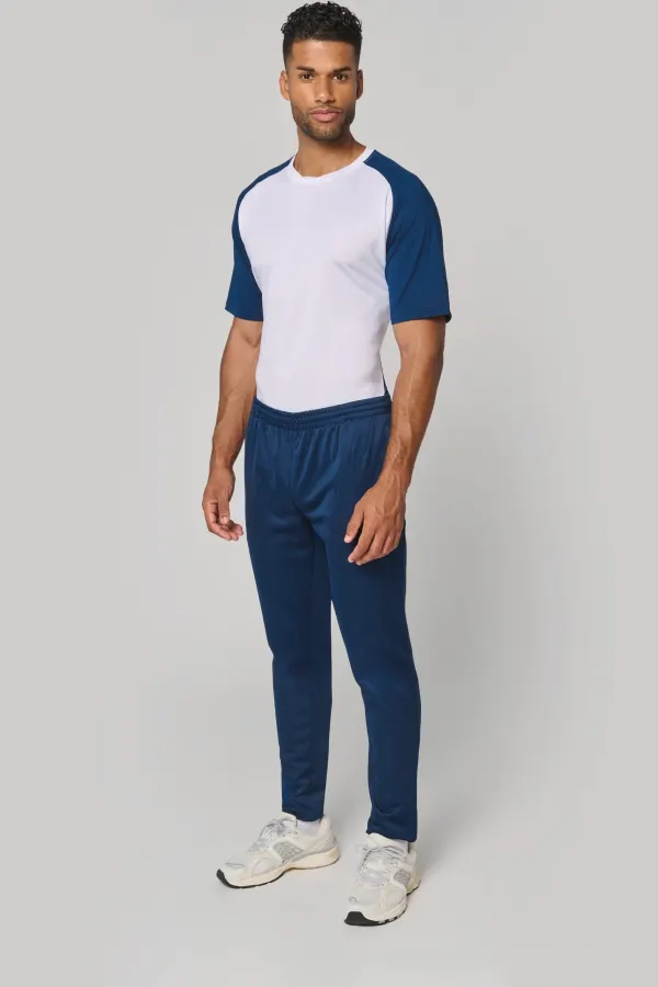 Pantalon de survêtement unisexe porté — vue 2