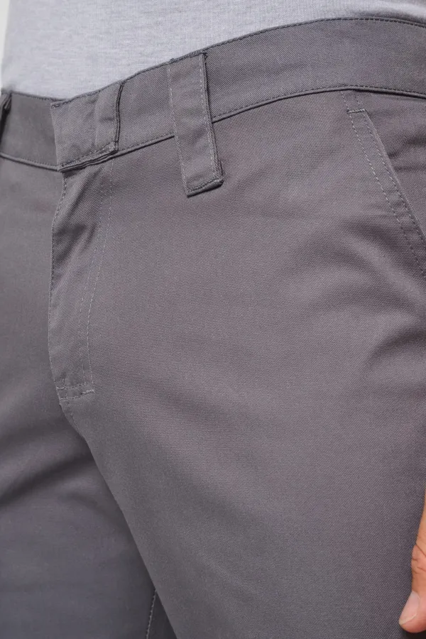 Pantalon de travail multipoches homme (WK795) porté — vue 4